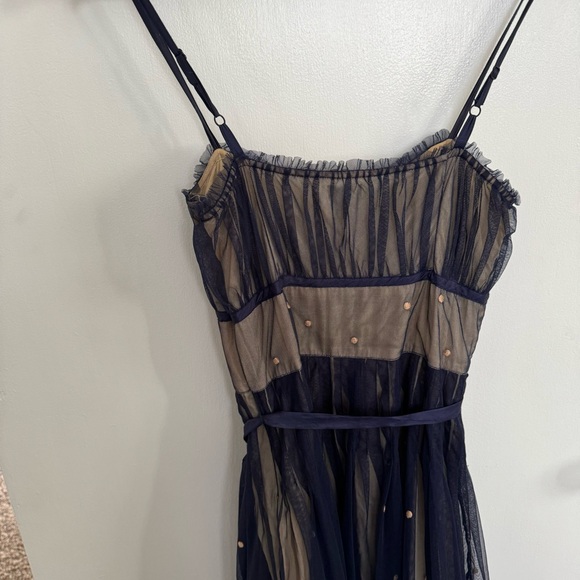 Anthropologie ODILLE "Winter Prelude" Size 2 mesh overlay
Embroidered Dress - Picture 9 of 10